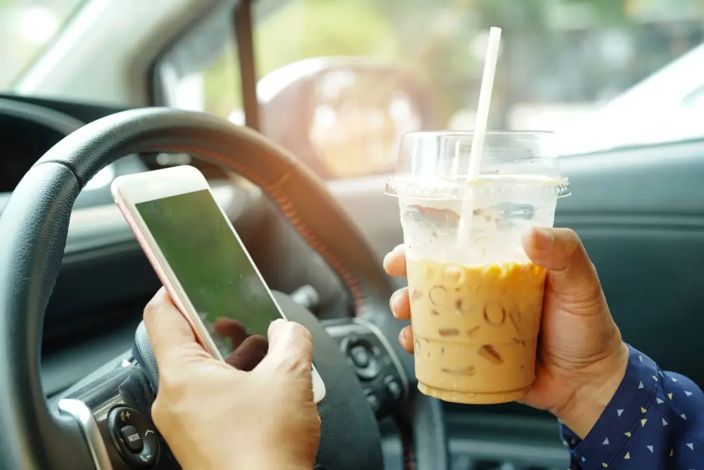 Florida Distracted Driving Accident Lawyer | Call 407-481-0066 Florida Distracted Driving Accident Lawyer | Call 407-481-0066