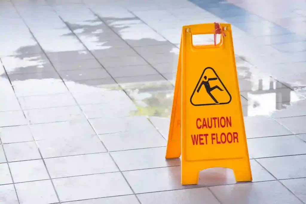 Slip and Fall Accidents in Florida: Proving Premises Liability for Wet or Icy Conditions | Call 407-481-0066 Slip and Fall Accidents in Florida: Proving Premises Liability for Wet or Icy Conditions | Call 407-481-0066
